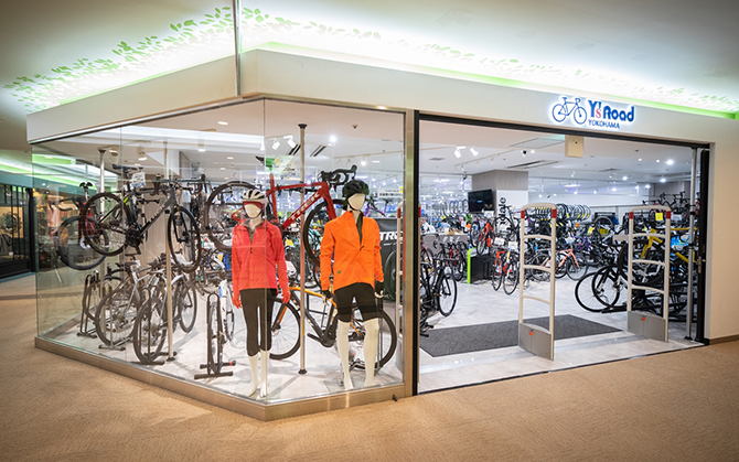 Y's Road 横浜ワールドポーターズ店